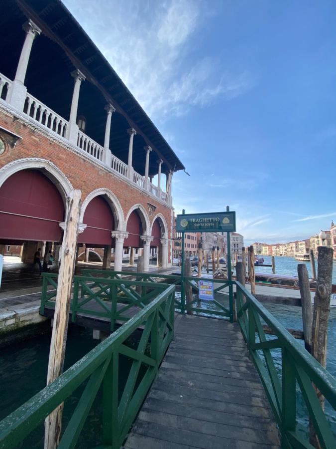 Esclusivo Appartamento A Rialto Venetië Buitenkant foto