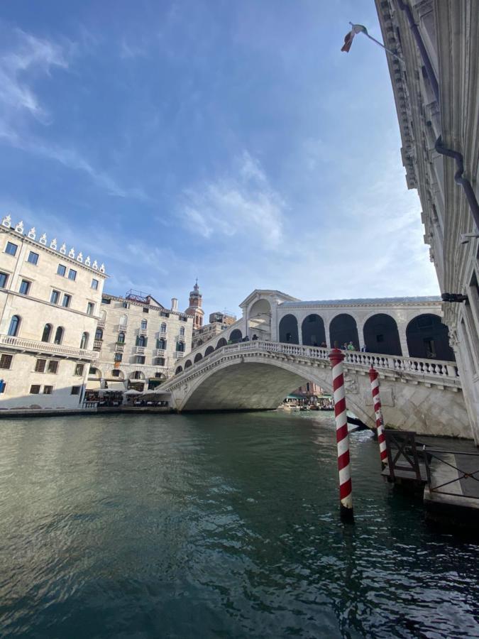 Esclusivo Appartamento A Rialto Venetië Buitenkant foto