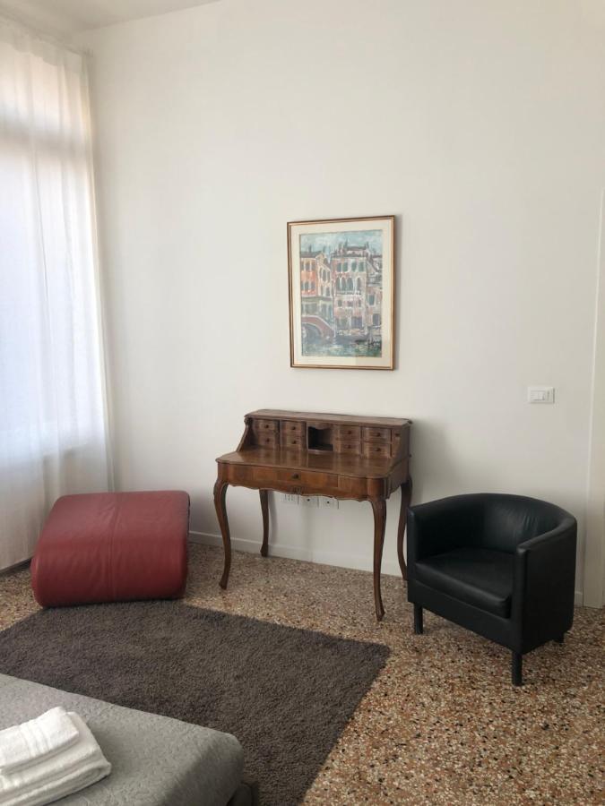 Esclusivo Appartamento A Rialto Venetië Buitenkant foto