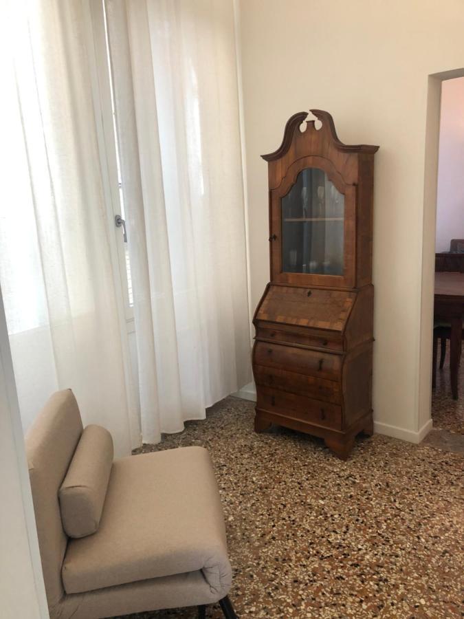 Esclusivo Appartamento A Rialto Venetië Buitenkant foto